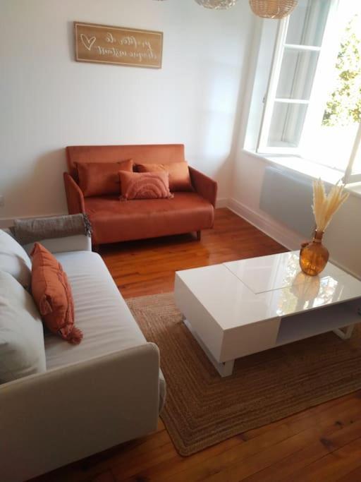 "Le Boheme", Logement Cosy, Au Calme Vertrieu Esterno foto